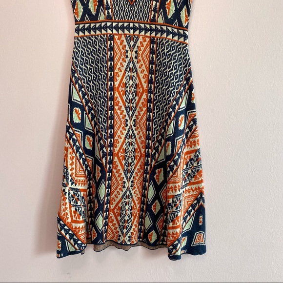 BCBGMAXAZRIA Kayla Silk Geometric Aztec Knit Dress Size small - Picture 4 of 10